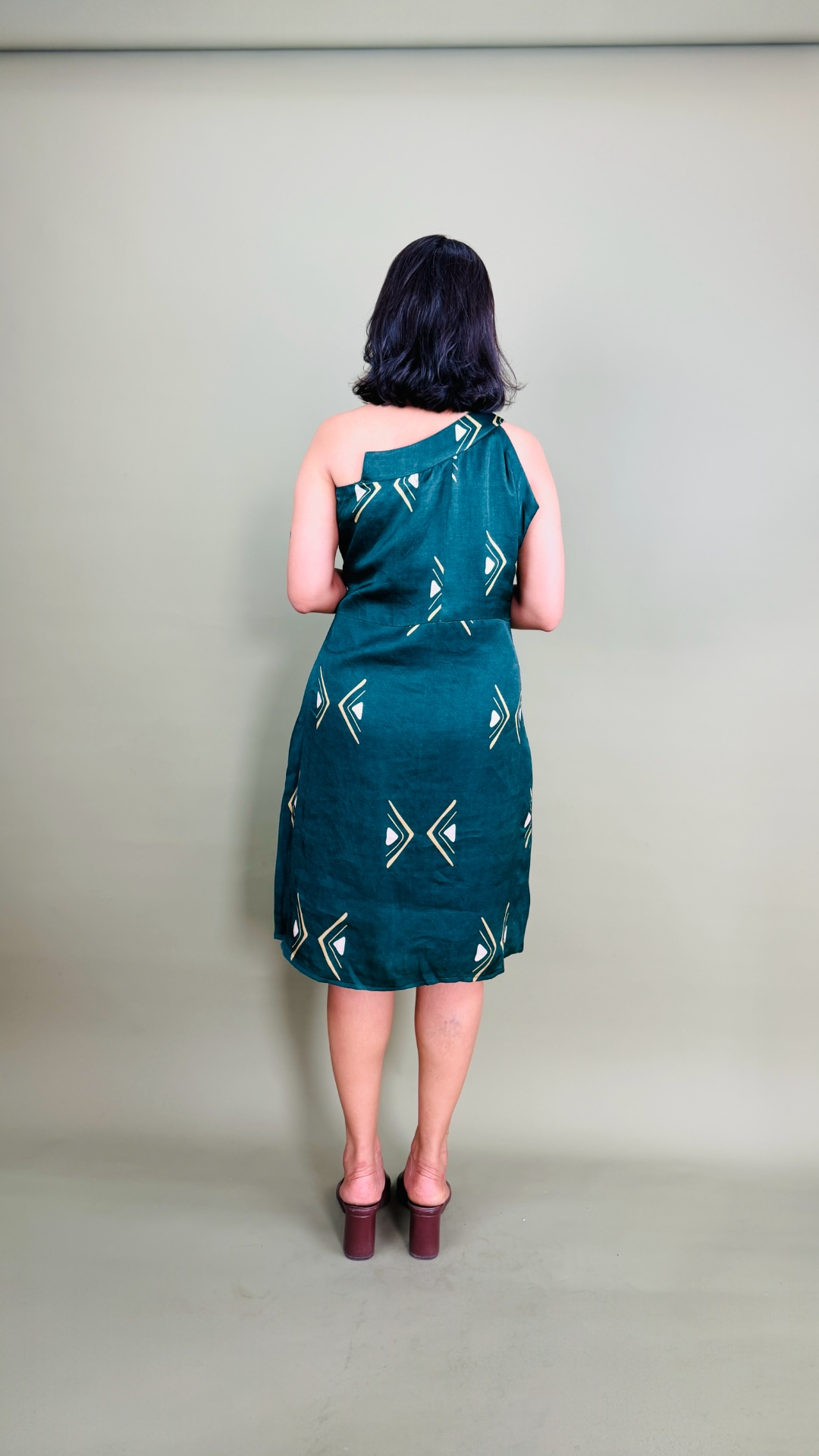 Teal Geometric One-Shoulder Dress
