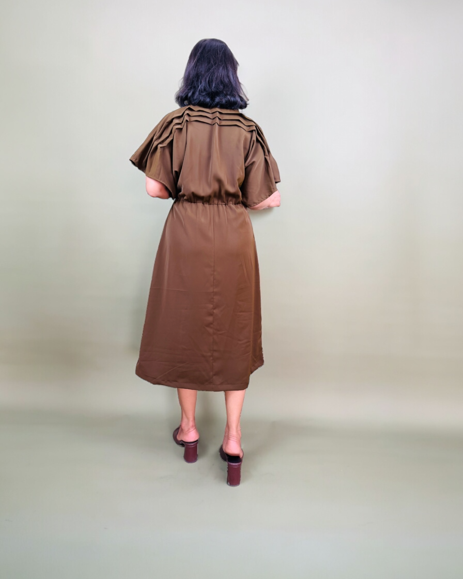 Women's Midi Dress With Pleated Sleeves