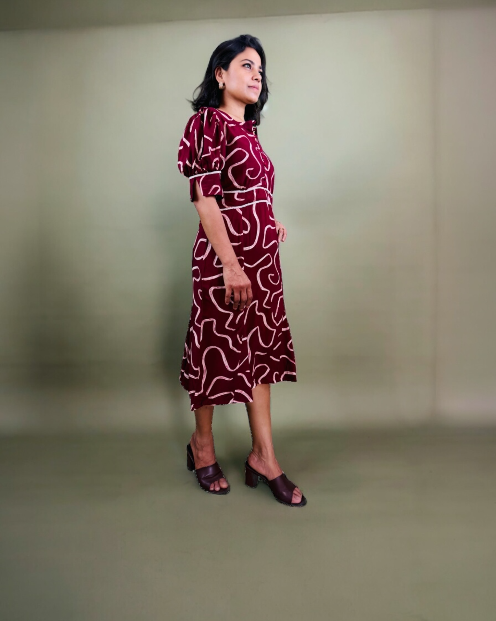 Printed Puff Sleeve Midi Dress