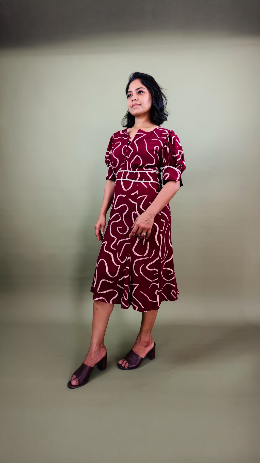 Maroon Abstract Print Midi Dress
