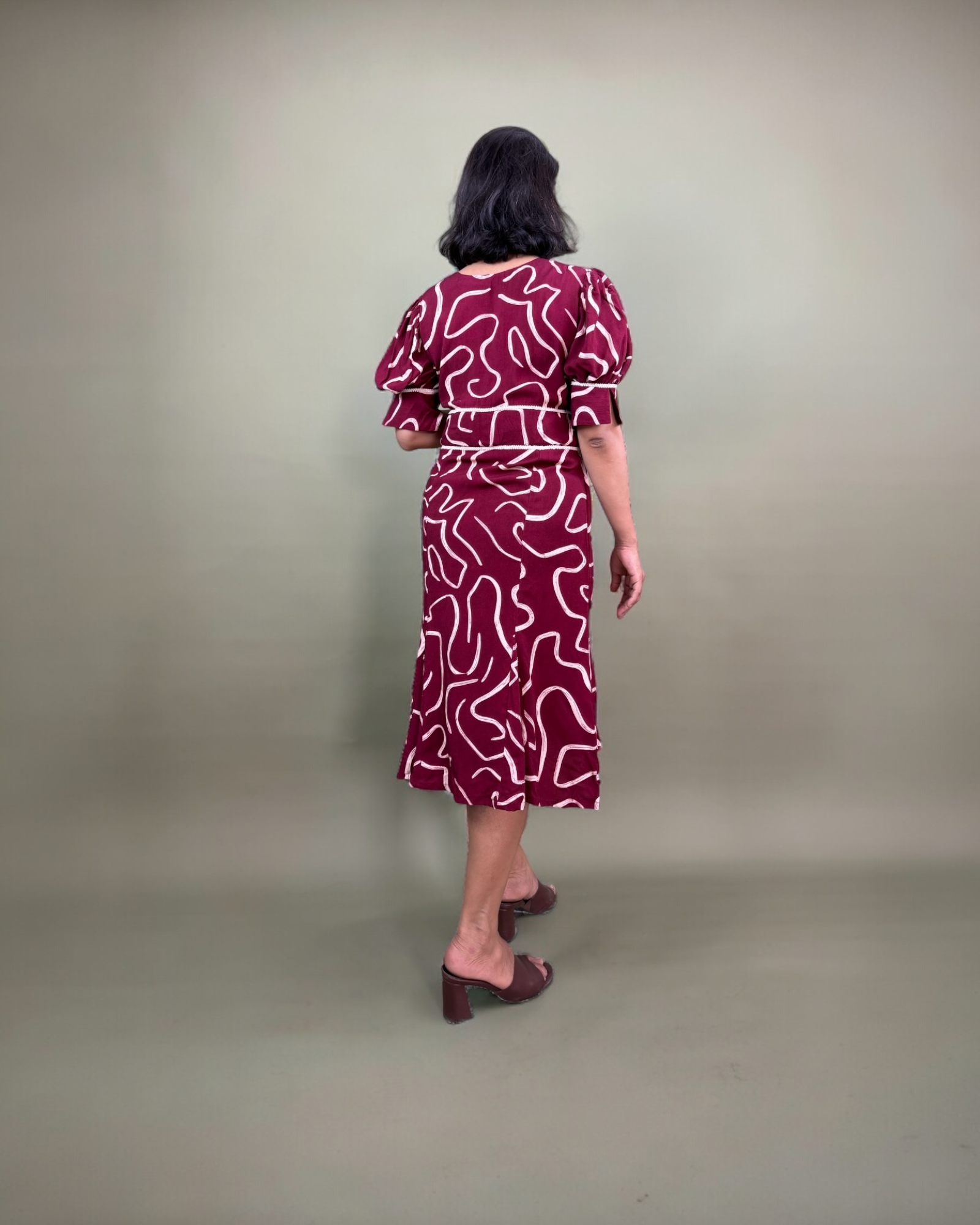 Printed Puff Sleeve Midi Dress