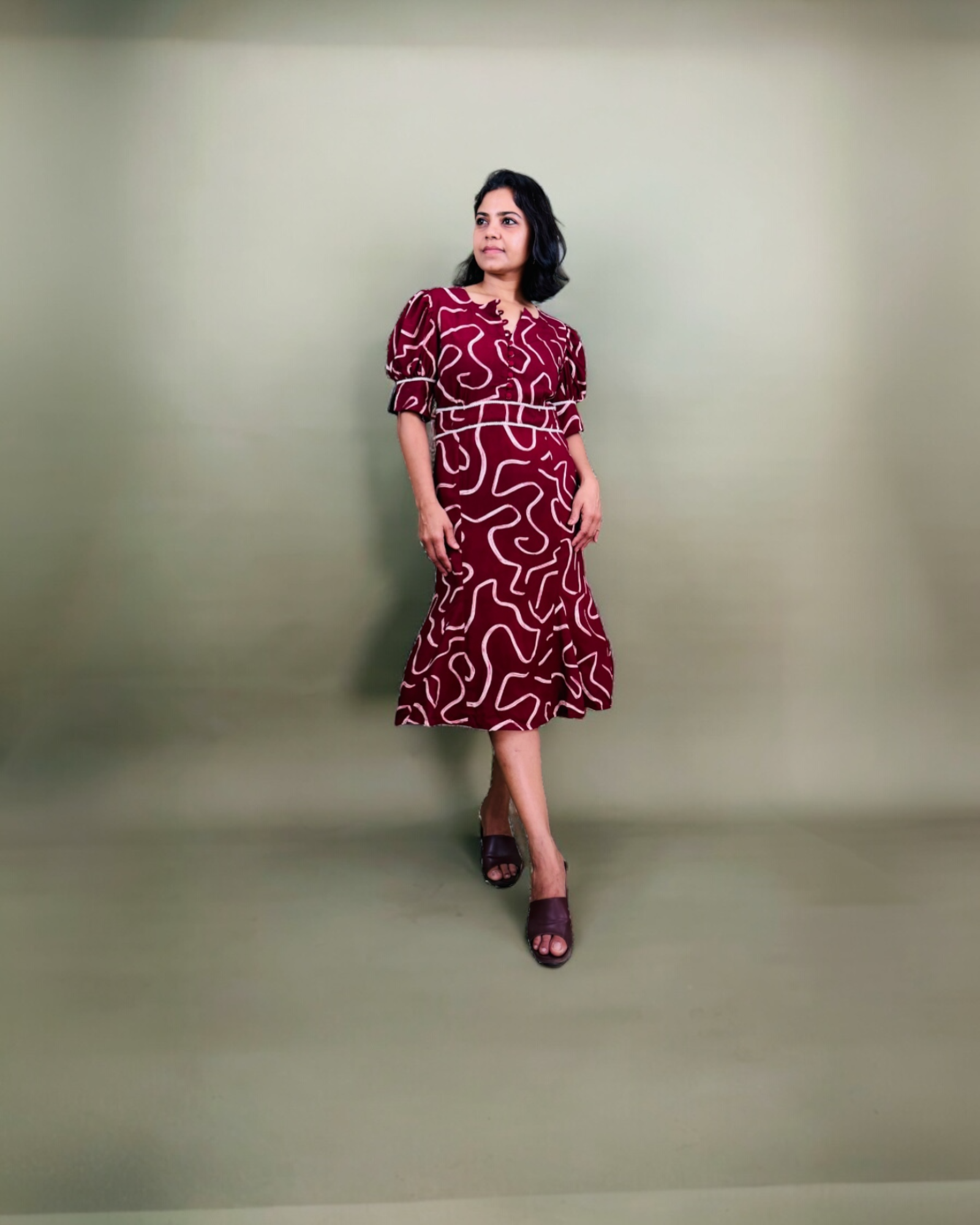 Printed Puff Sleeve Midi Dress
