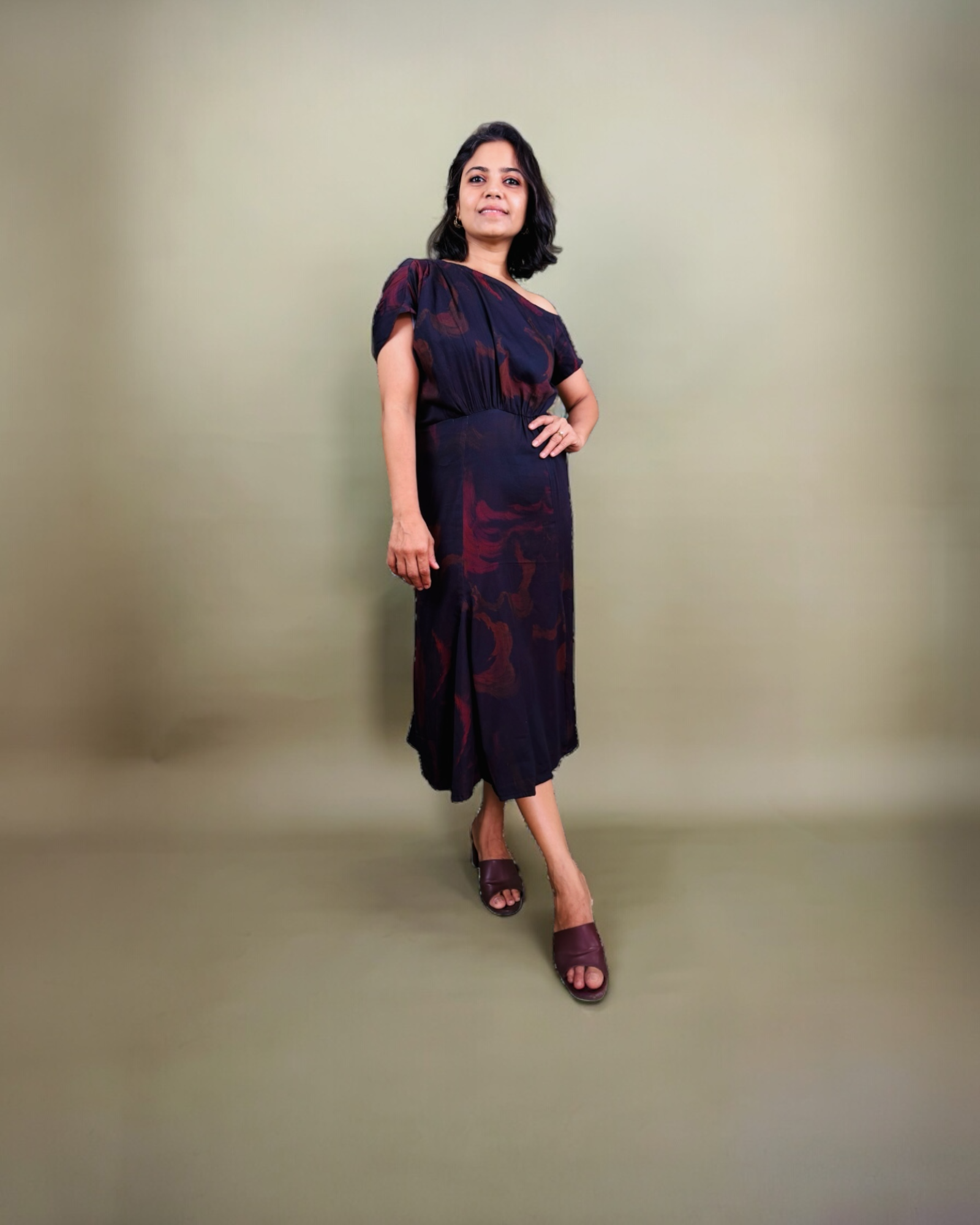 Burgundy Abstract Swirl Print Midi Dress