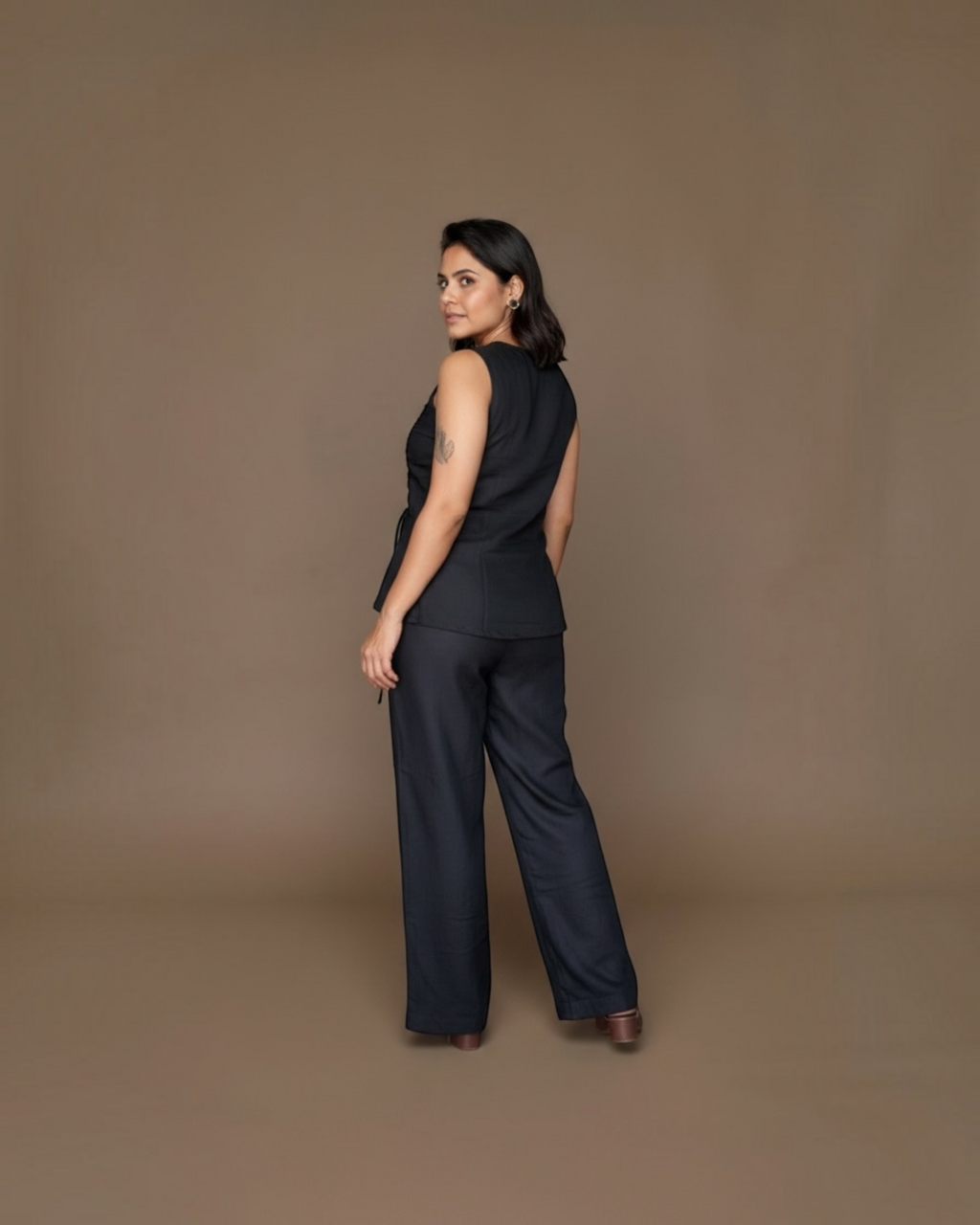 Side view of black co-ord set