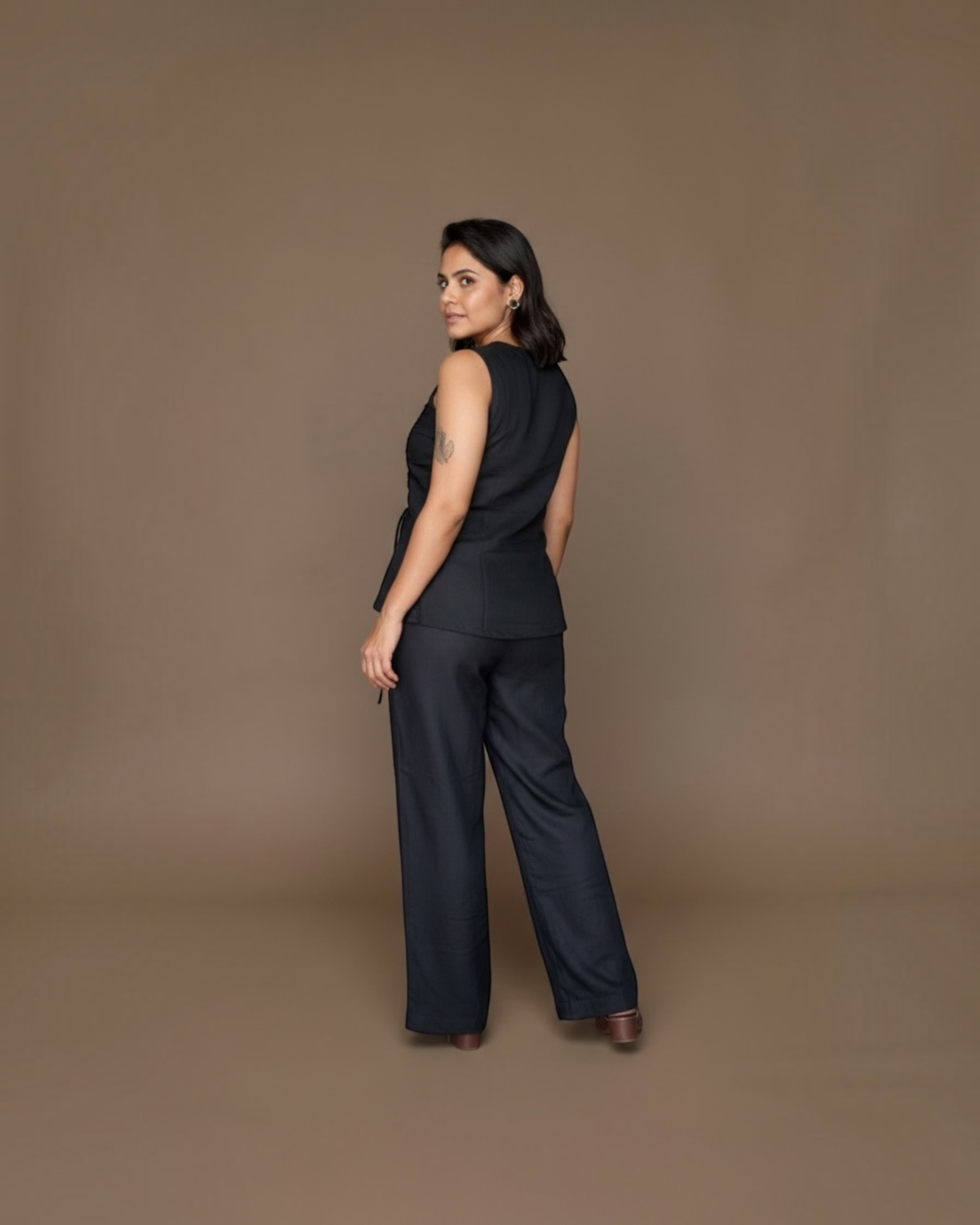 Side view of black co-ord set