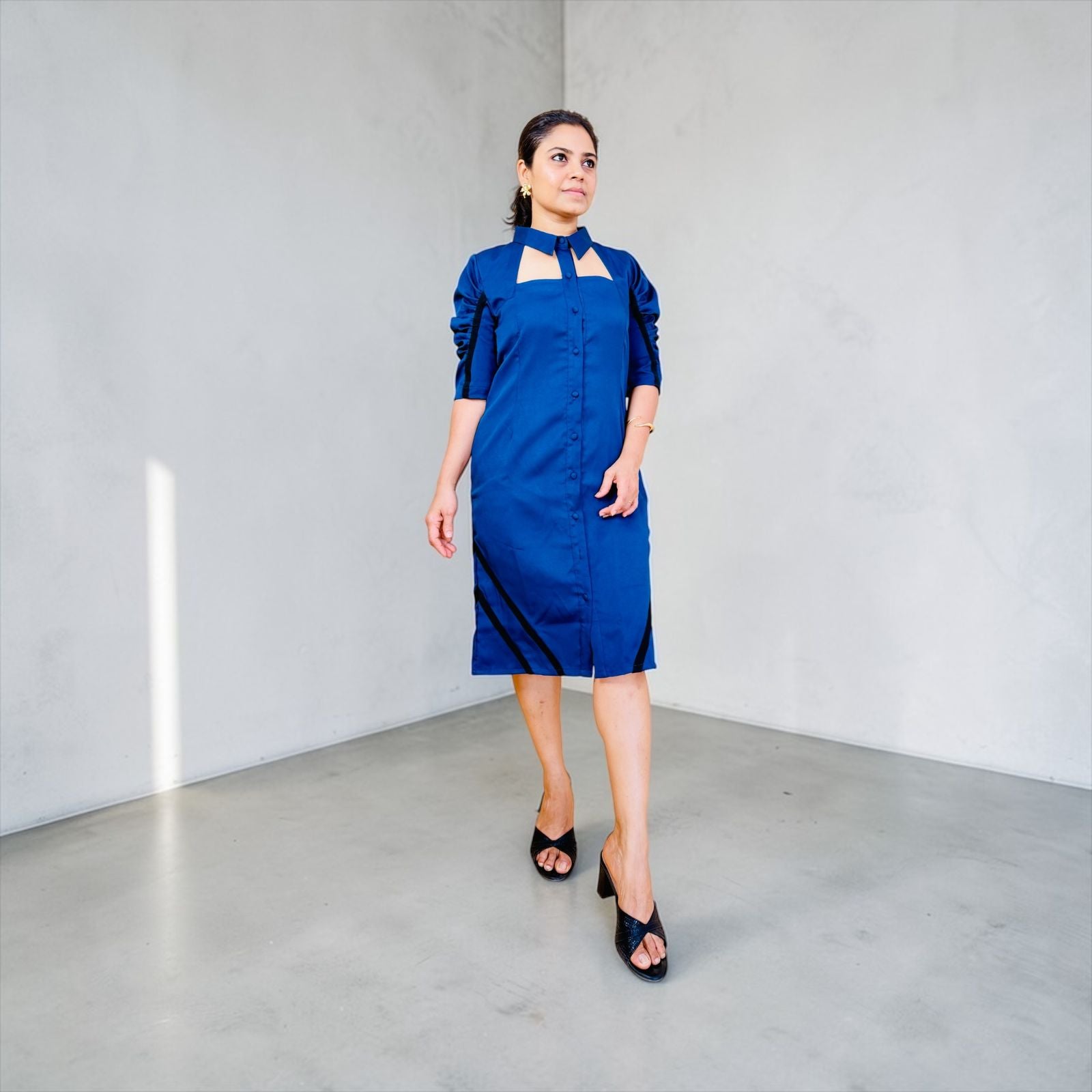 Royal Blue Cutout Collar Ruched Sleeve Button-Down Midi Dress